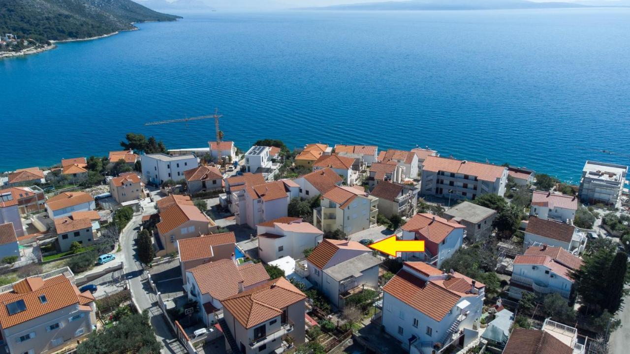 Apartmani Cesarica Trogir Exterior foto